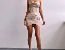 Комплект: корсет, декорований стразами + спідниця міні з драпіруванням   Комплект: корсет, декорований стразами + спідниця міні з драпіруванням   | PUSHKA SHOP