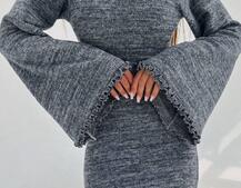 Трикотажна сукня максі з розкльошеними рукавами та відкритою спиною | PUSHKA SHOP