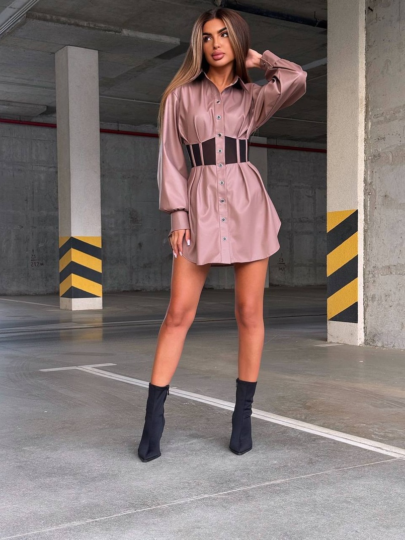 Сукня-сорочка з корсетними елементами з еко-шкіри Сукня-сорочка з корсетними елементами з еко-шкіри | PUSHKA SHOP