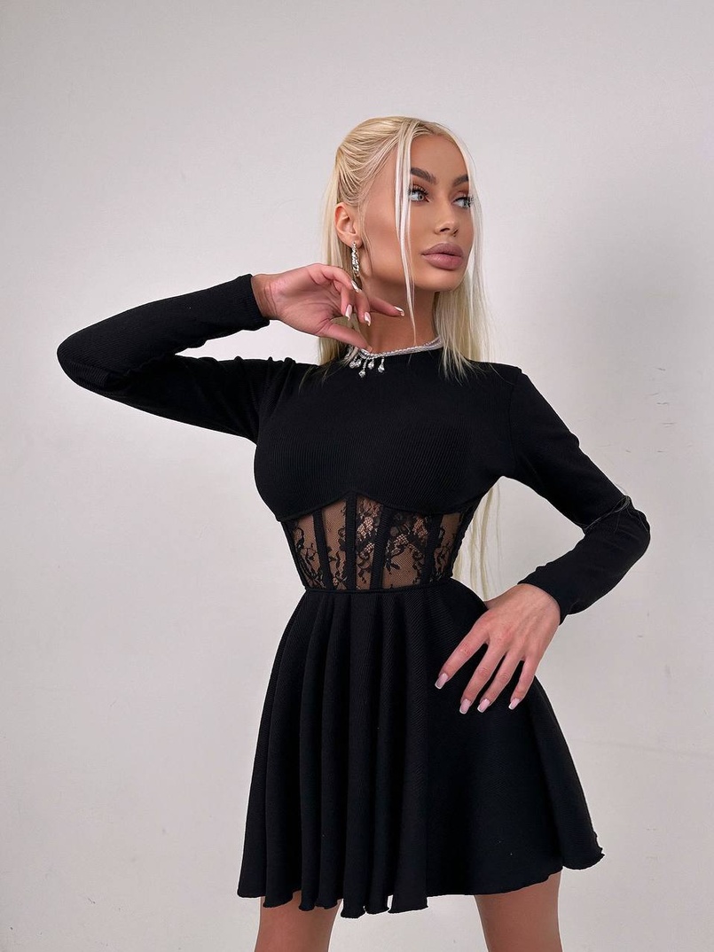 Трикотажна корсетна сукня з мереживом та пишною спідницею  Трикотажна корсетна сукня з мереживом та пишною спідницею  | PUSHKA SHOP