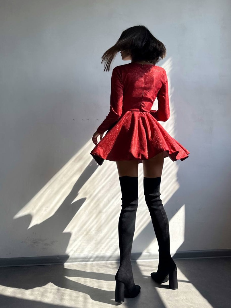 Приталена блискуча сукня з корсетною вставкою та пишною спідницею-сонцем | PUSHKA SHOP