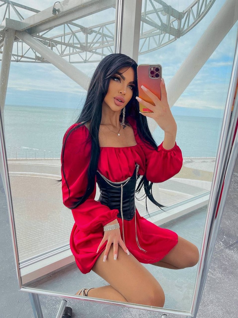 Приталена сукня з шовку  + корсет декорований стразами  Ручна робота  Приталена сукня з шовку  + корсет декорований стразами  Ручна робота  | PUSHKA SHOP