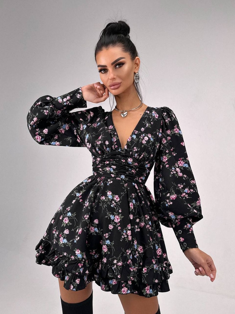 Сукня міні з пишною спідницею та драпіруванням на талії Сукня міні з пишною спідницею та драпіруванням на талії | PUSHKA SHOP