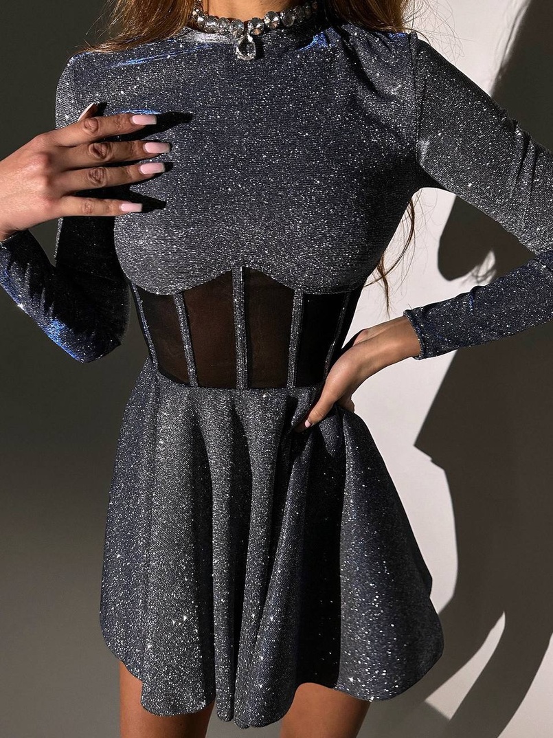 Блискуча корсетна сукня з пишною спідницею Блискуча корсетна сукня з пишною спідницею | PUSHKA SHOP