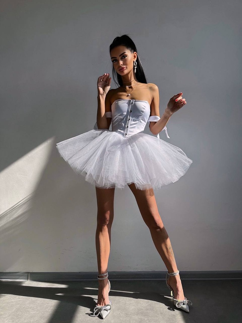 Атласна корсетна сукня міні з гачками та пишною фатиновою спідницею  Атласна корсетна сукня міні з гачками та пишною фатиновою спідницею  | PUSHKA SHOP