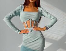 Приталенное платье с корсетной вставкой и  юбкой-карандашом Приталенное платье с корсетной вставкой и  юбкой-карандашом | PUSHKA SHOP