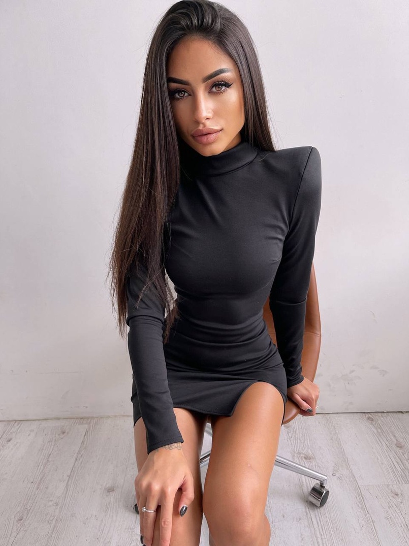 Сукня міні з підплічниками | PUSHKA SHOP