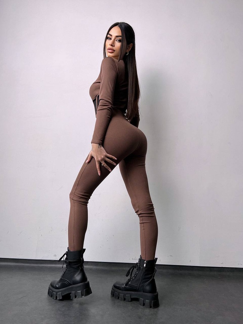 Облягаючий трикотажний комбінезон з елементами корсету  Облягаючий трикотажний комбінезон з елементами корсету  | PUSHKA SHOP