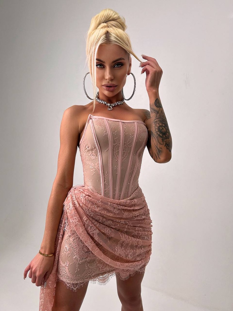 Мереживна сукня міні зі шлейфом   | PUSHKA SHOP