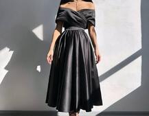 Романтична сукня міді з відкритими плечима та пишною спідницею | PUSHKA SHOP