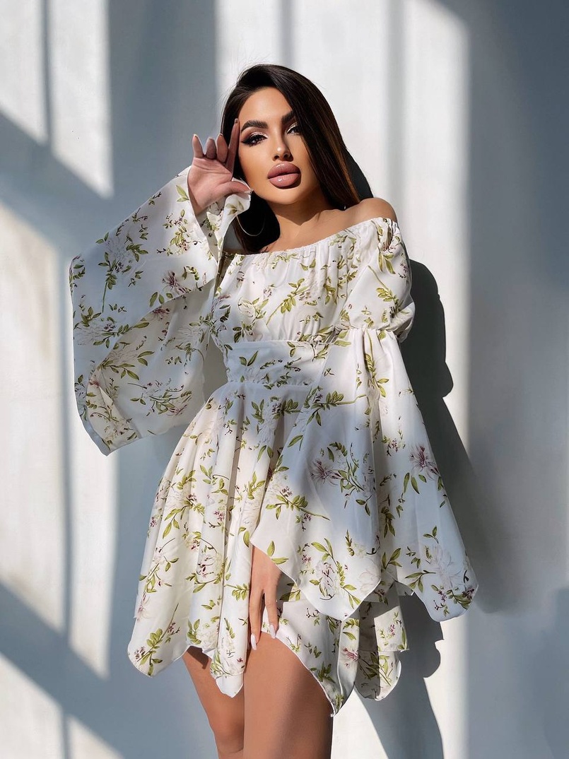 Сукня асиметричного крою з розкльошеними рукавами + корсет декорований стразами Ручна робота Сукня асиметричного крою з розкльошеними рукавами + корсет декорований стразами Ручна робота | PUSHKA SHOP