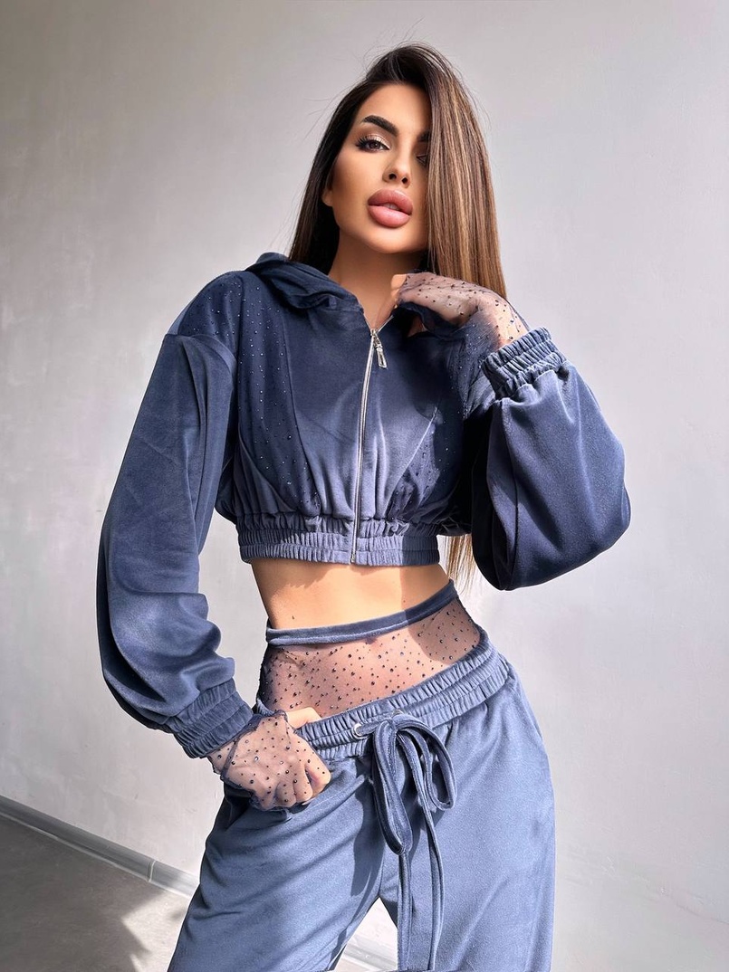 Велюровий комплект декорований стразами( бомбер+ рукавички+ штани + трусики) Велюровий комплект декорований стразами( бомбер+ рукавички+ штани + трусики) | PUSHKA SHOP