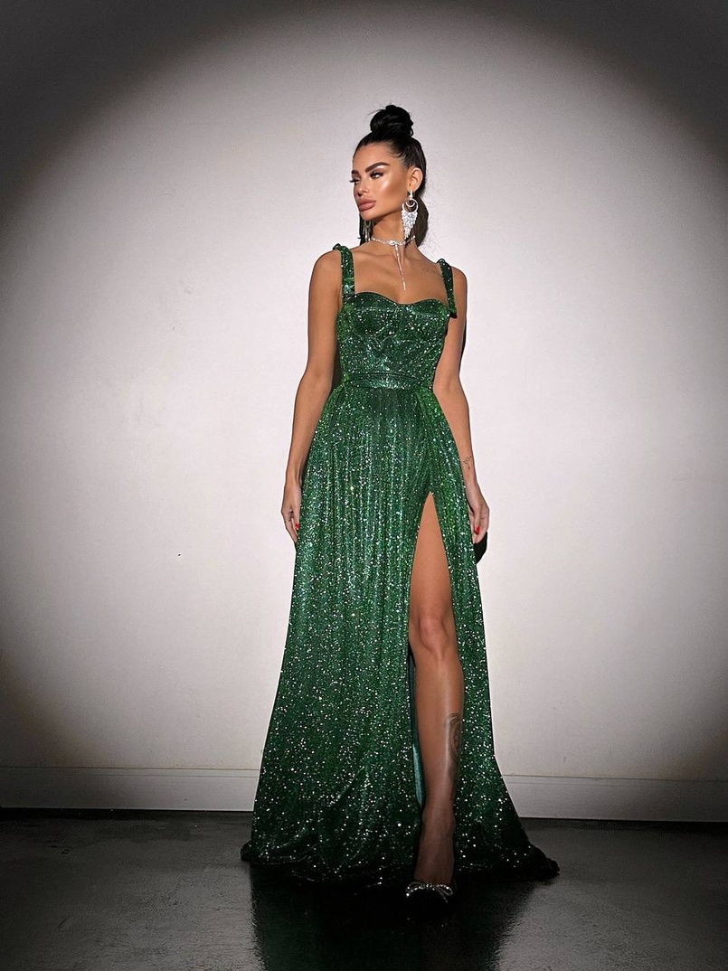 ✨Блискуча сукня максі з чашечками ✨ ✨Блискуча сукня максі з чашечками ✨ | PUSHKA SHOP