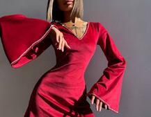 Оксамитова сукня,  декорована стразами з розкльошоними рукавами  Оксамитова сукня,  декорована стразами з розкльошоними рукавами  | PUSHKA SHOP