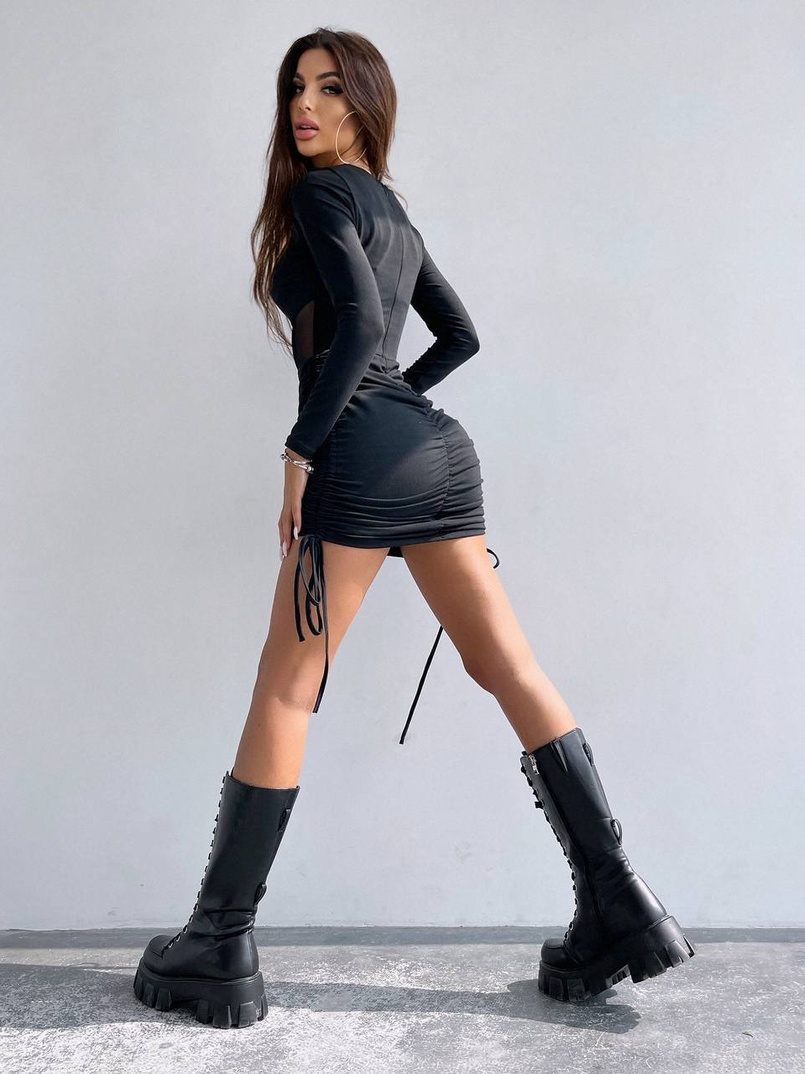 Облягаюча сукня з елементами корсету Довжину спідниці можна регулювати Облягаюча сукня з елементами корсету Довжину спідниці можна регулювати | PUSHKA SHOP