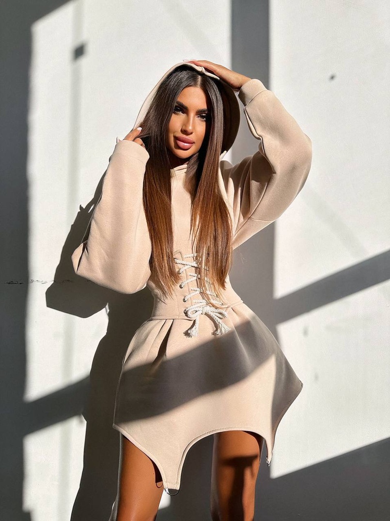 Тепле приталене худі з капюшоном на флісі + корсет на шнурівці Можна носити з корсетом та без Тепле приталене худі з капюшоном на флісі + корсет на шнурівці Можна носити з корсетом та без | PUSHKA SHOP