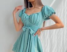 Платье со сборкой на груди и пышной юбкой  Платье со сборкой на груди и пышной юбкой  | PUSHKA SHOP