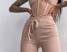 Трикотажный комплект: корсетный топ на косточках + леггинсы Трикотажный комплект: корсетный топ на косточках + леггинсы | PUSHKA SHOP