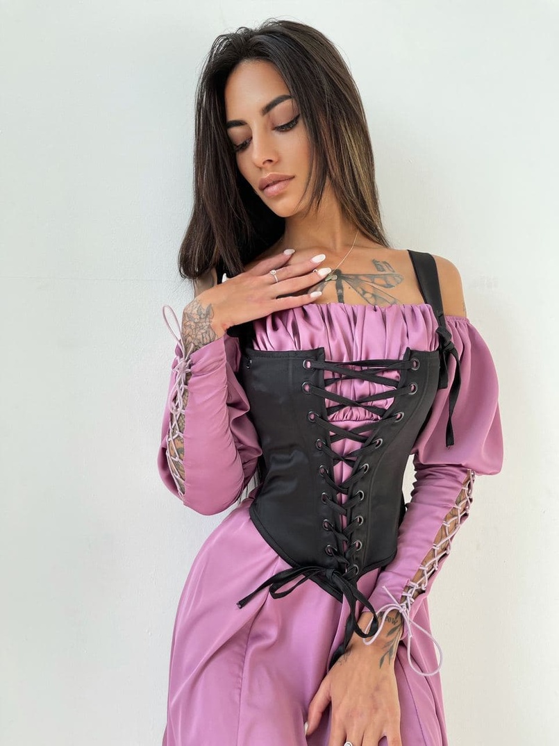 Шелковое платье + атласный корсет на шнуровке Шелковое платье + атласный корсет на шнуровке | PUSHKA SHOP