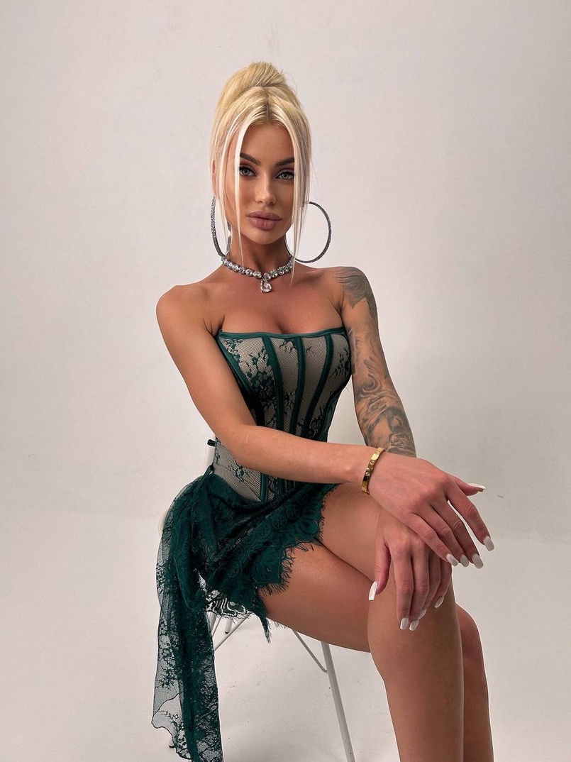 Мереживна сукня міні зі шлейфом   Мереживна сукня міні зі шлейфом   | PUSHKA SHOP