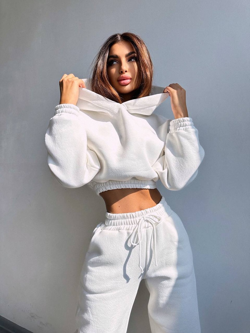 Базовий костюм на флісі з об'ємними капюшоном Базовий костюм на флісі з об'ємними капюшоном | PUSHKA SHOP