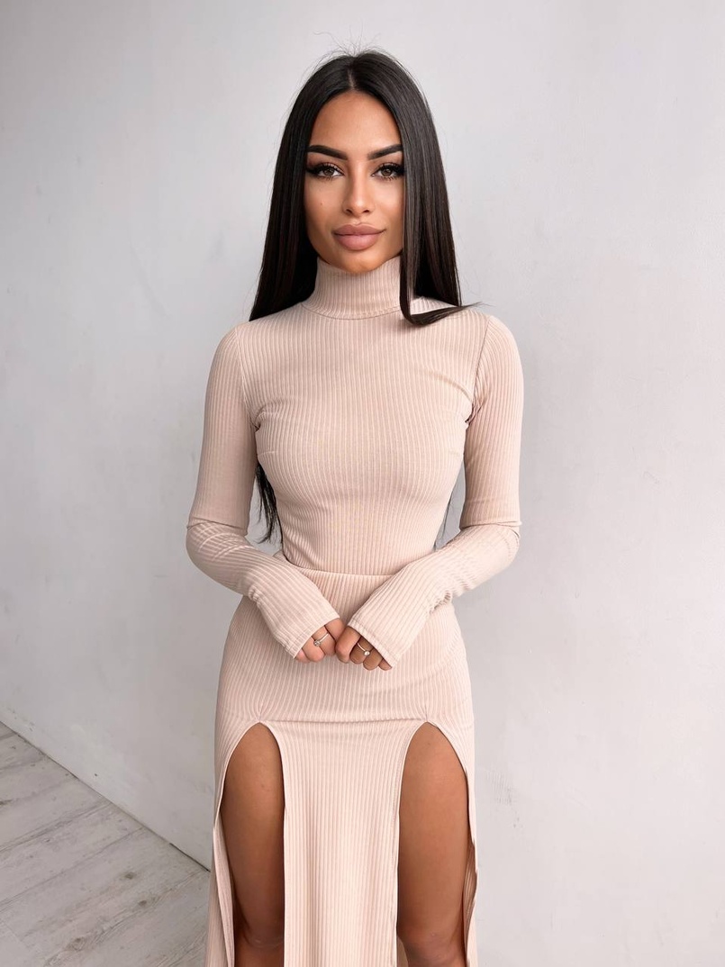 Сукня міді з розрізами Сукня міді з розрізами | PUSHKA SHOP