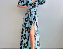 Сукня міді  із запахом та об'ємними рукавами Сукня міді  із запахом та об'ємними рукавами | PUSHKA SHOP