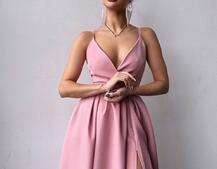 Сукня максі на тонких бретелях з розрізом на спідниці  | PUSHKA SHOP