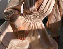 Атласна сукня з пишною подвійною спідницею та об‘ємними рукавами | PUSHKA SHOP