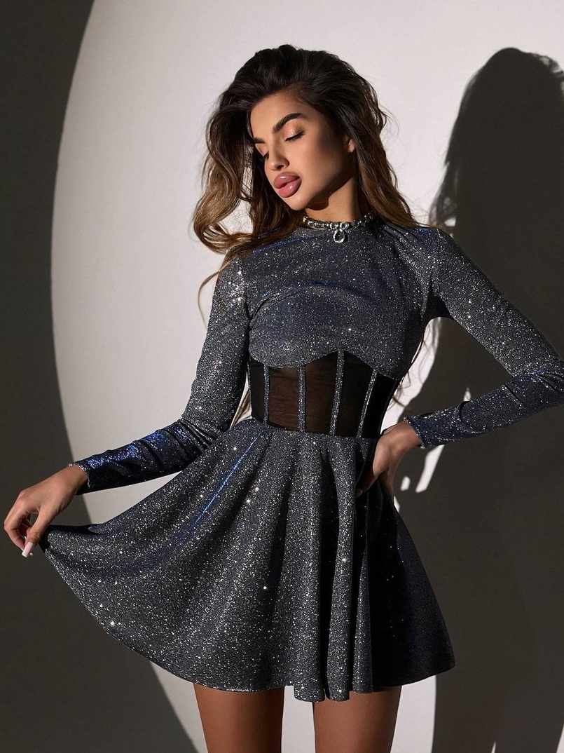 Блискуча корсетна сукня з пишною спідницею Блискуча корсетна сукня з пишною спідницею | PUSHKA SHOP