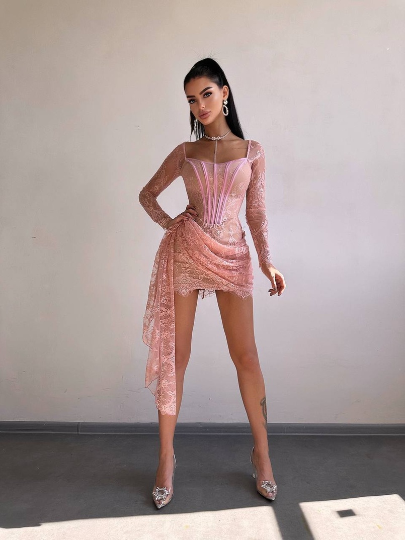 Мереживна сукня міні зі шлейфом Мереживна сукня міні зі шлейфом | PUSHKA SHOP
