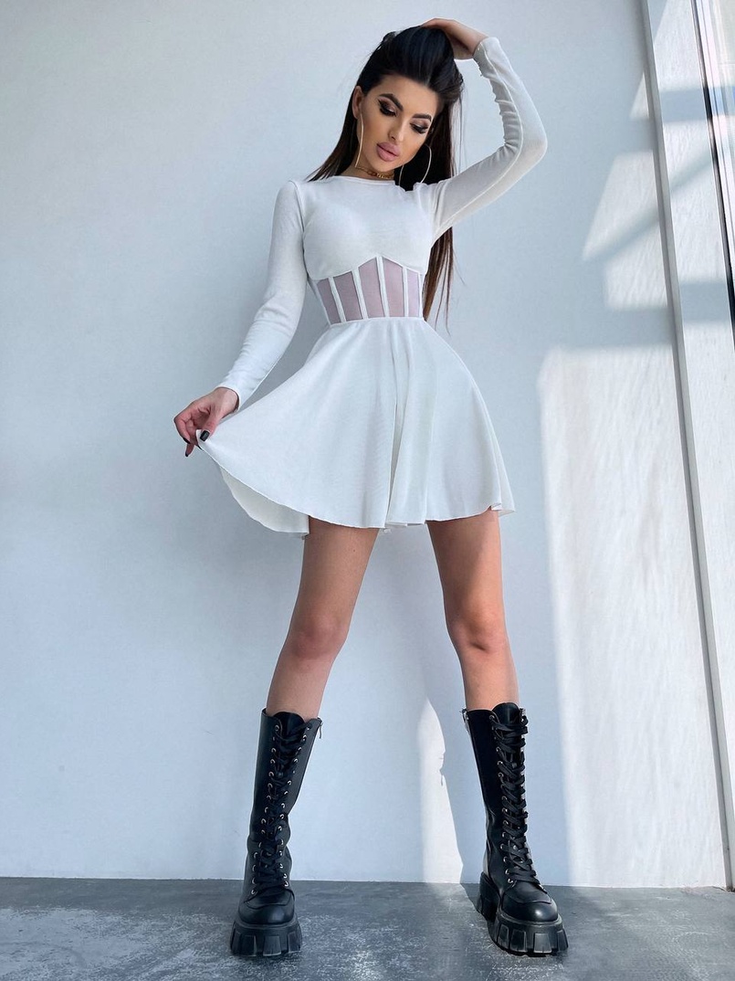 Приталена сукня з корсетною вставкою та спідницею-сонцем Приталена сукня з корсетною вставкою та спідницею-сонцем | PUSHKA SHOP