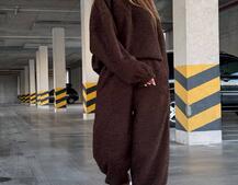 Теплий та мʼякий комплект: Обʼємний худі з капюшоном та штани з манжетами  Дуже приємний до тіла Теплий та мʼякий комплект: Обʼємний худі з капюшоном та штани з манжетами  Дуже приємний до тіла | PUSHKA SHOP