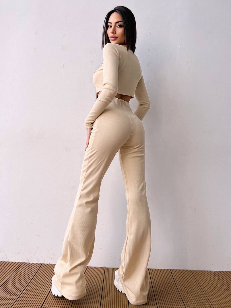 Комплект : штани кльош і топ на ґудзиках   Комплект : штани кльош і топ на ґудзиках   | PUSHKA SHOP