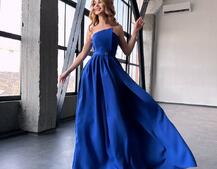 Сукня максі  з розрізом на спідниці  Сукня максі  з розрізом на спідниці  | PUSHKA SHOP