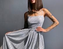 Сяюча сукня максі  зі шнурівкою на спинці Сяюча сукня максі  зі шнурівкою на спинці | PUSHKA SHOP