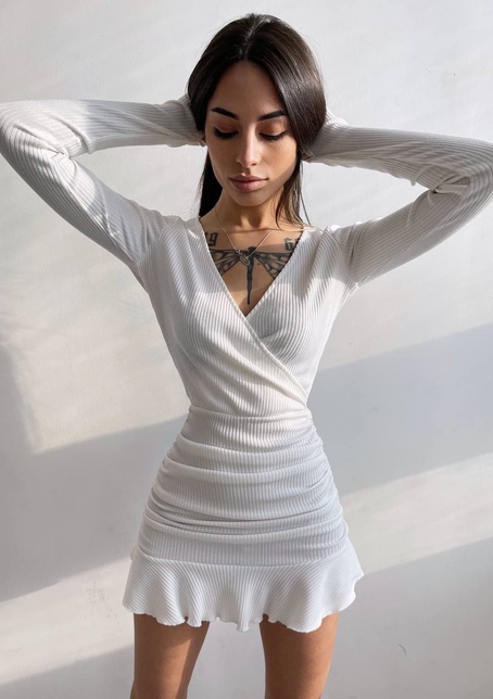 Трикотажное платье с присобранной юбкой Трикотажное платье с присобранной юбкой | PUSHKA SHOP