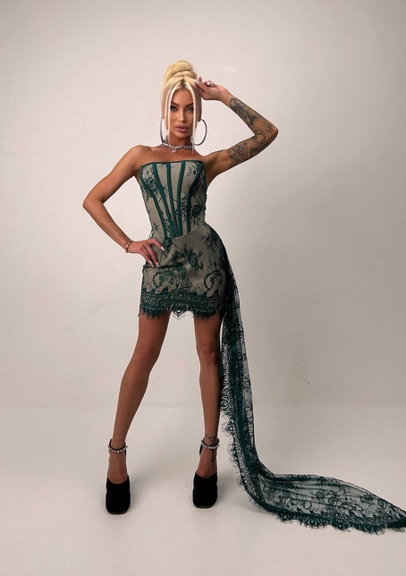 Мереживна сукня міні зі шлейфом   | PUSHKA SHOP