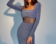 Приталенное блестящее платье с корсетной вставкой и  юбкой-карандашом  Приталенное блестящее платье с корсетной вставкой и  юбкой-карандашом  | PUSHKA SHOP