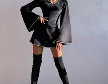 Оксамитова сукня,  декорована стразами з розкльошоними рукавами  Оксамитова сукня,  декорована стразами з розкльошоними рукавами  | PUSHKA SHOP