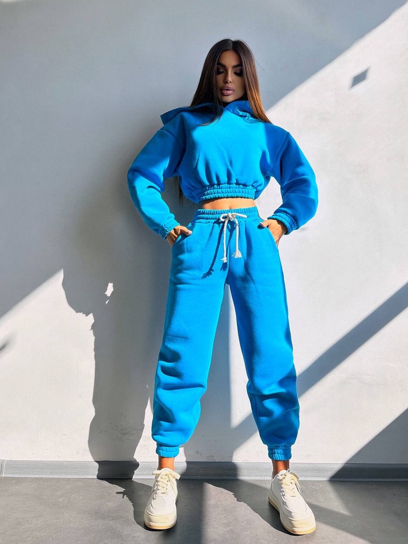 Базовий костюм на флісі з об'ємними капюшоном Базовий костюм на флісі з об'ємними капюшоном | PUSHKA SHOP