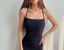 Трикотажное платье со шнуровкой на спинке и вырезом на ножке  Трикотажное платье со шнуровкой на спинке и вырезом на ножке  | PUSHKA SHOP