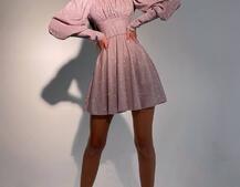 Блестящее платье с объемными рукавами  Блестящее платье с объемными рукавами  | PUSHKA SHOP