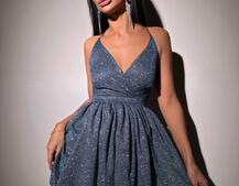 Блискуча сукня з пишною спідницею та шнурівкою на спинці Блискуча сукня з пишною спідницею та шнурівкою на спинці | PUSHKA SHOP