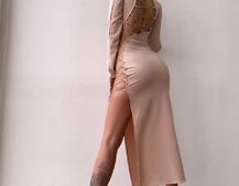 Сукня міді з підплічниками та шнурівкою Розмір вирізу можна регулювати шнурівкою Сукня міді з підплічниками та шнурівкою Розмір вирізу можна регулювати шнурівкою | PUSHKA SHOP