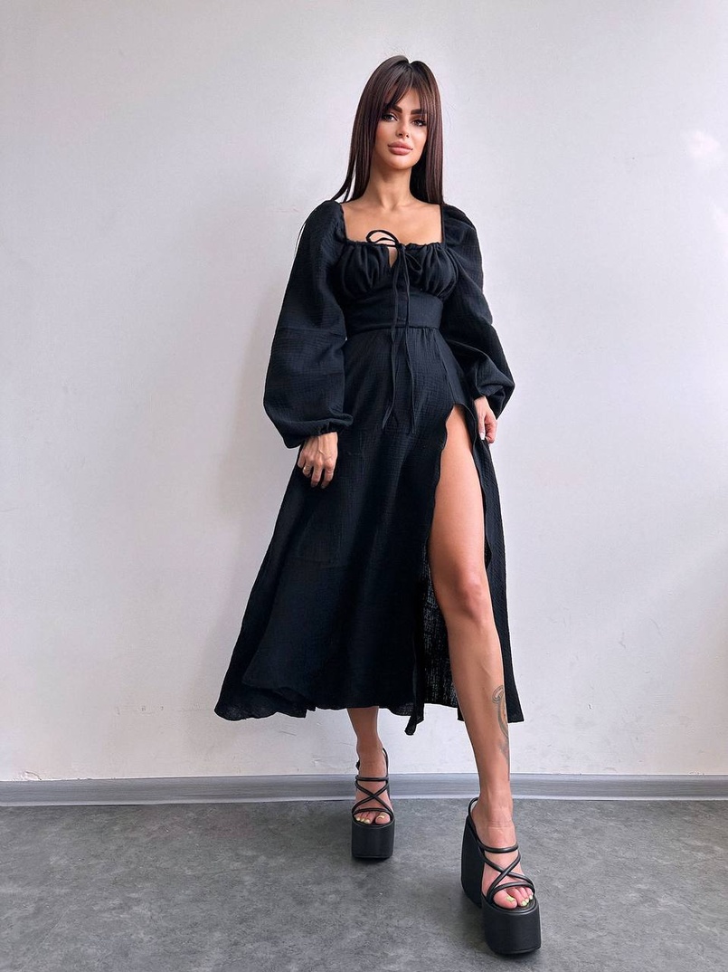 Муслінова сукня -міді з розрізом на ніжці  | PUSHKA SHOP