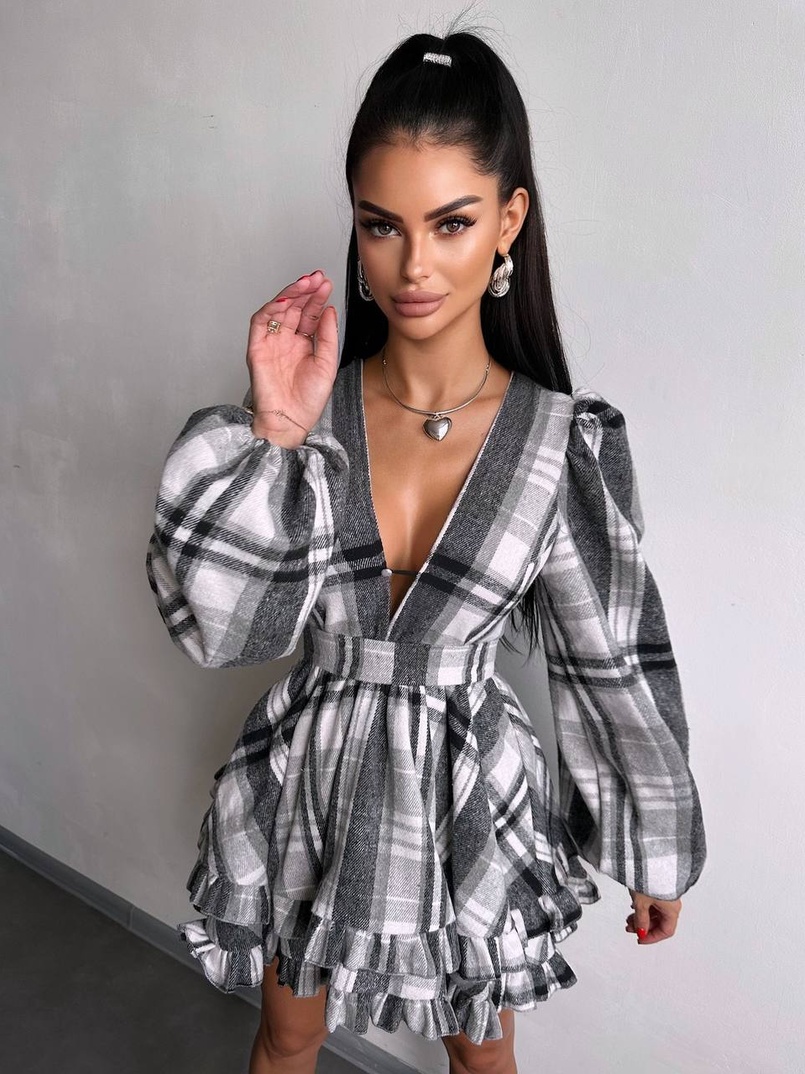Сукня з подвійною спідницею та обʼємними рукавами у клітинку  Сукня з подвійною спідницею та обʼємними рукавами у клітинку  | PUSHKA SHOP