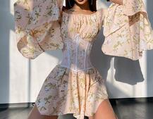 Сукня асиметричного крою з розкльошеними рукавами + корсет декорований стразами Ручна робота Сукня асиметричного крою з розкльошеними рукавами + корсет декорований стразами Ручна робота | PUSHKA SHOP