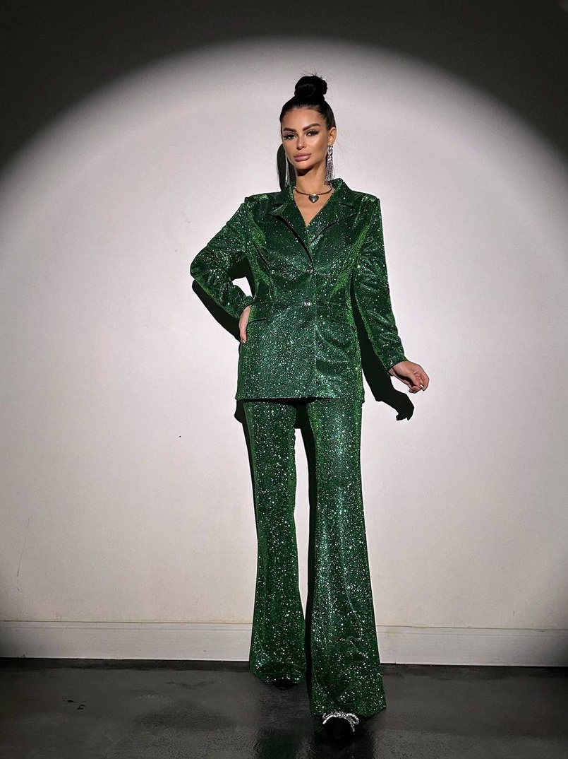 Костюм: піджак на підкладці, штани кльош+ топ з чашечками Костюм: піджак на підкладці, штани кльош+ топ з чашечками | PUSHKA SHOP