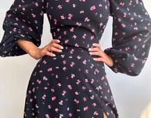 Сукня -міді зі шнурівкою на спинці та розрізом на ніжці Сукня -міді зі шнурівкою на спинці та розрізом на ніжці | PUSHKA SHOP